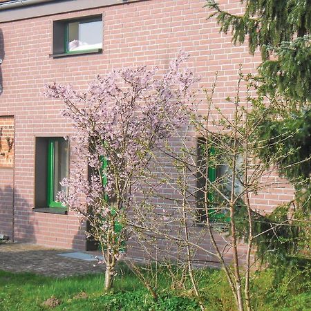 1 Bedroom Amazing Apartment In Settin Buitenkant foto