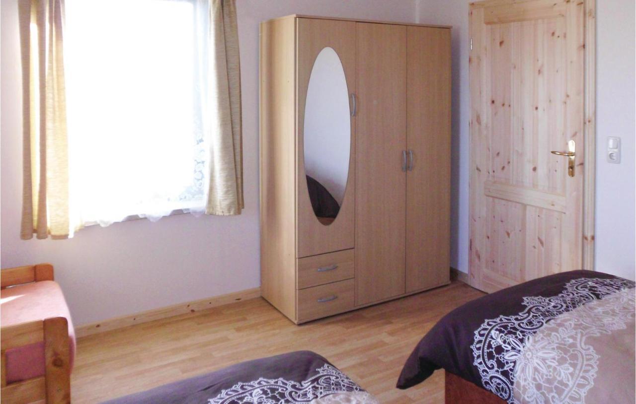 1 Bedroom Amazing Apartment In Settin Buitenkant foto
